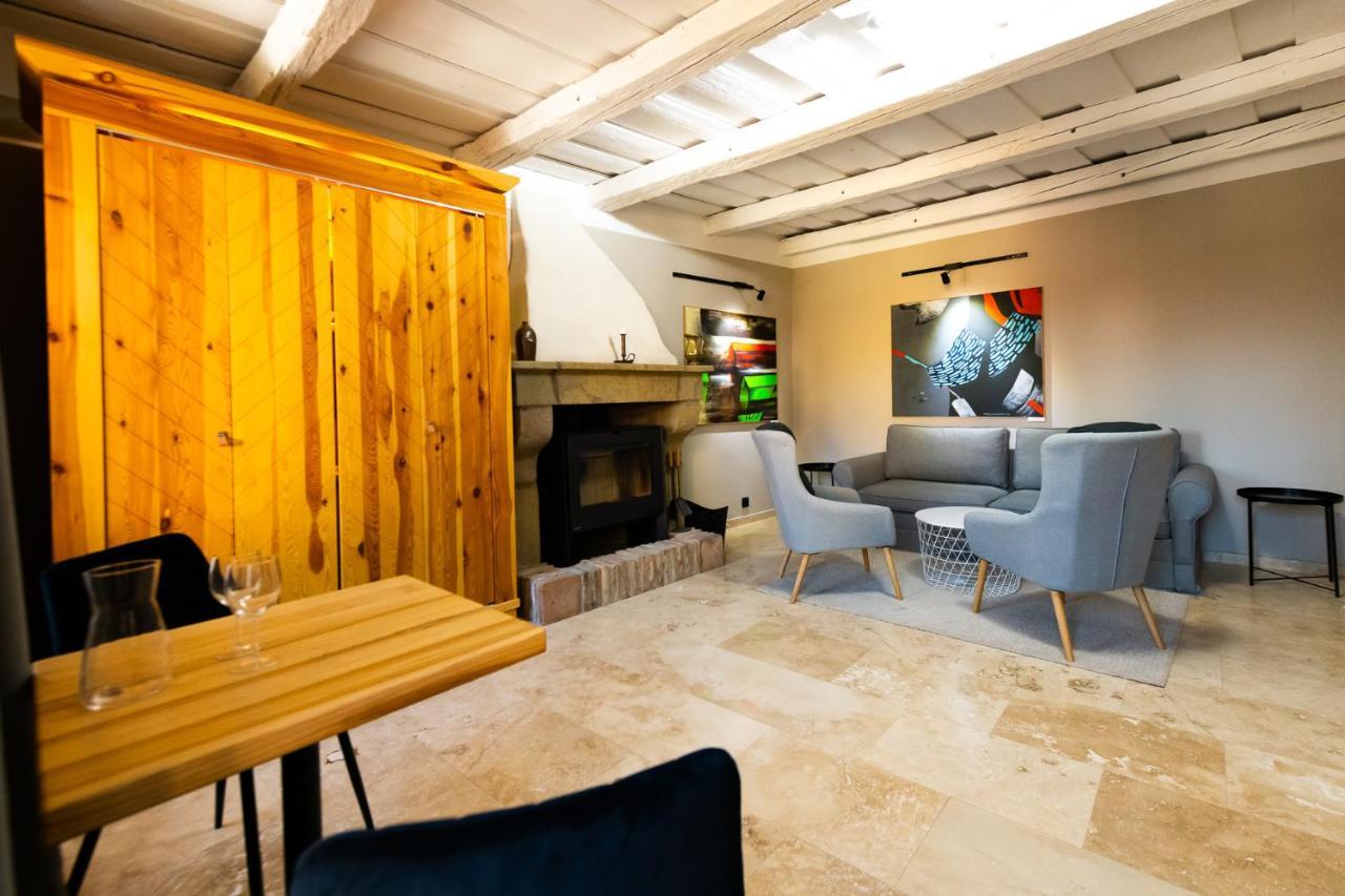 Hotel Desatero Микулов Экстерьер фото